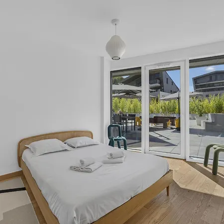 View Point Miracle Apartment